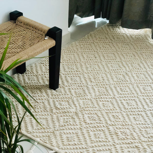 Ivory Scandinavian 4x6 Wool Rug