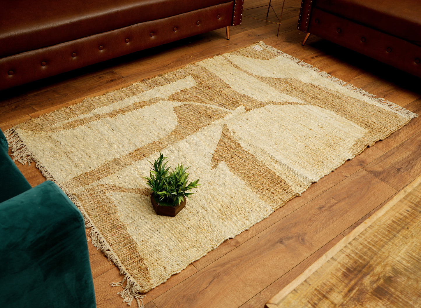 Organic Texture Jute Rug by Ornate handicrafts with softness for bare feet