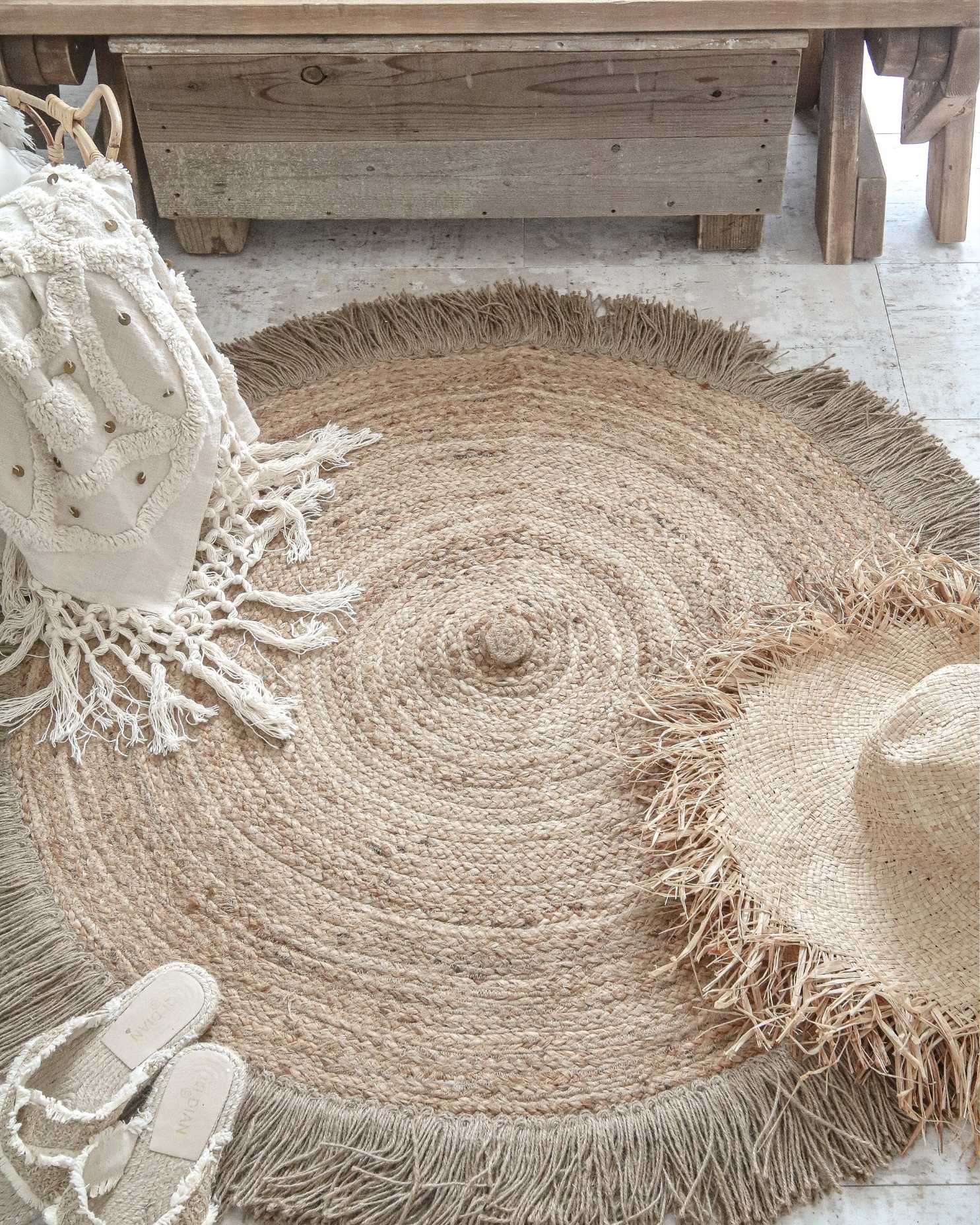 Sustainable Round Jute rug for high traffic areas like living room or outdoor porch by Ornate Handicrafts