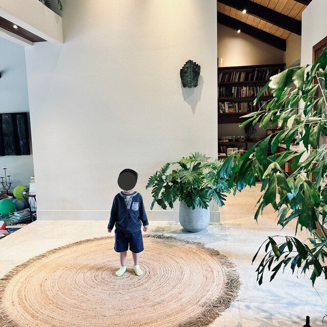 Round Jute Rug with Fringes