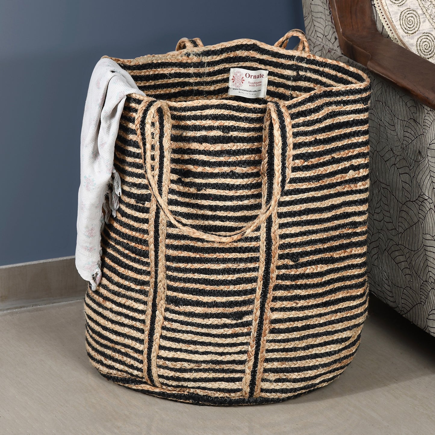 Large Stripes Jute Basket Round
